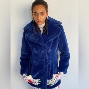House of Fluff Faux Fur Blue coat jacket with pockets sz.M